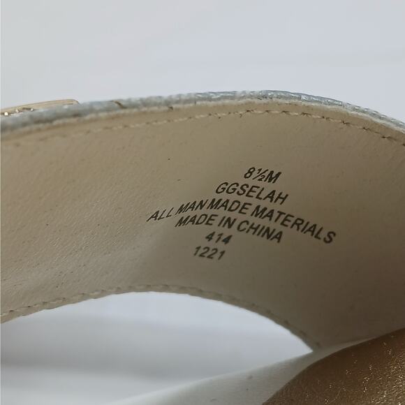 GBG Los Angeles Selah Platform Shoes Womens 8.5M White Faux Leather Sandals - Picture 12 of 14